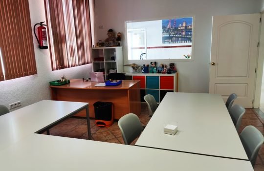 Aula 1 Sobre nosotros British School Vícar aulario,